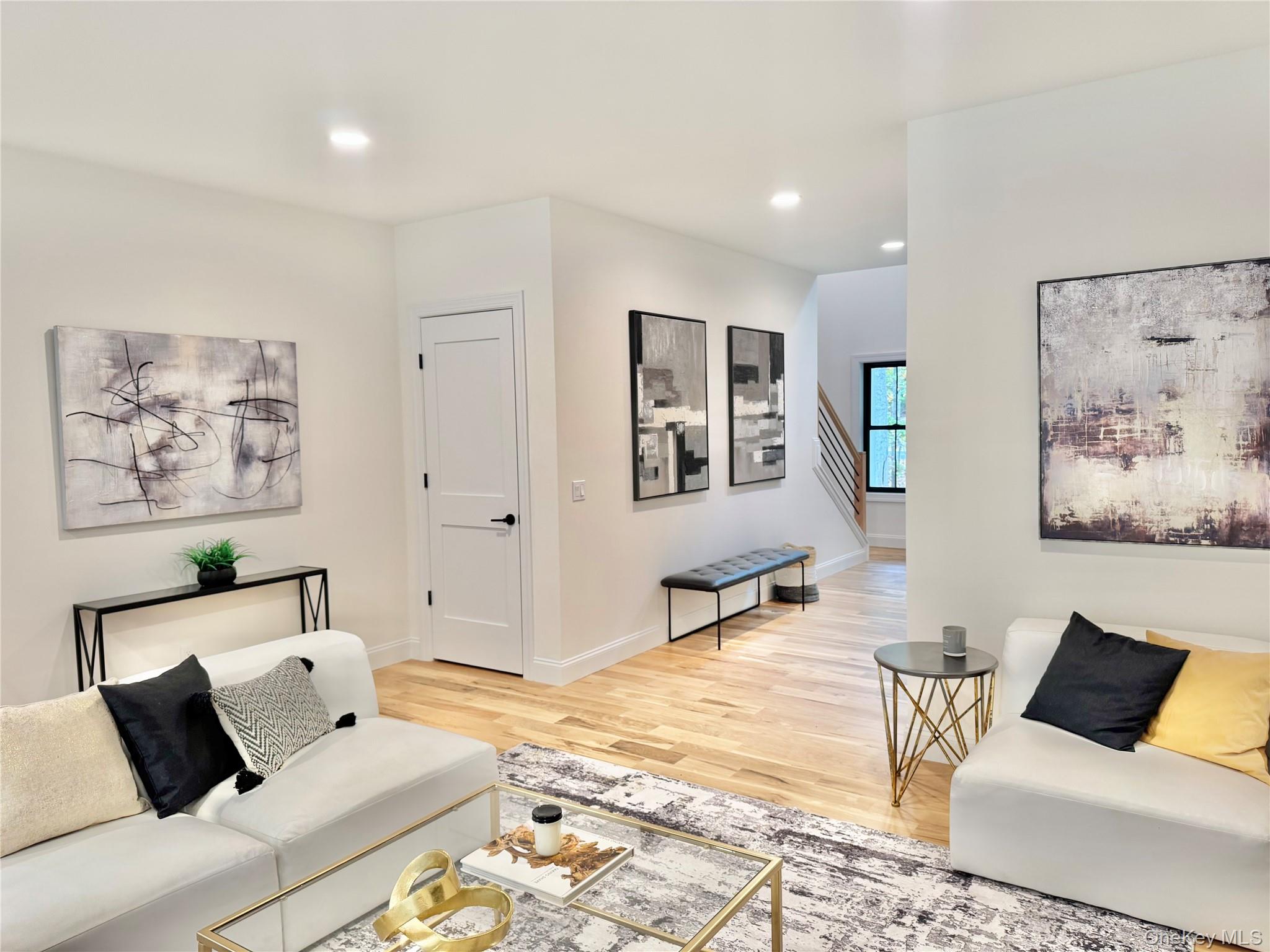 122 Dayton Avenue, Manorville, NY 11949