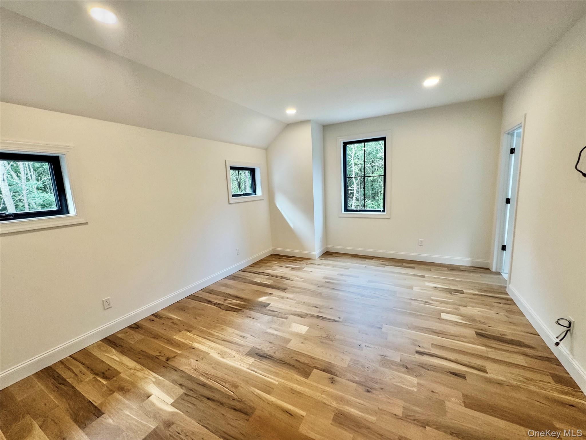 122 Dayton Avenue, Manorville, NY 11949