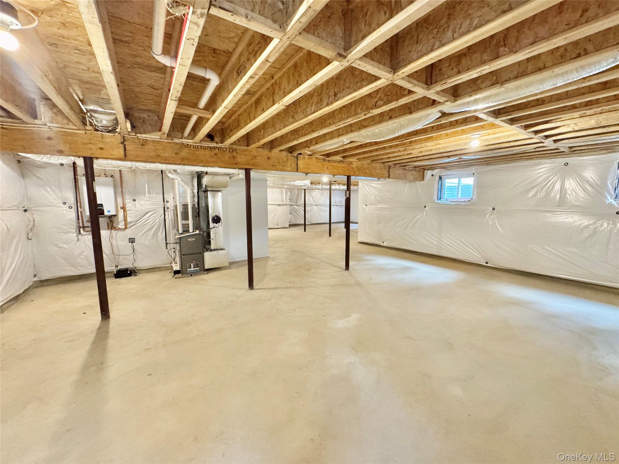 122 Dayton Avenue, Manorville, NY 11949