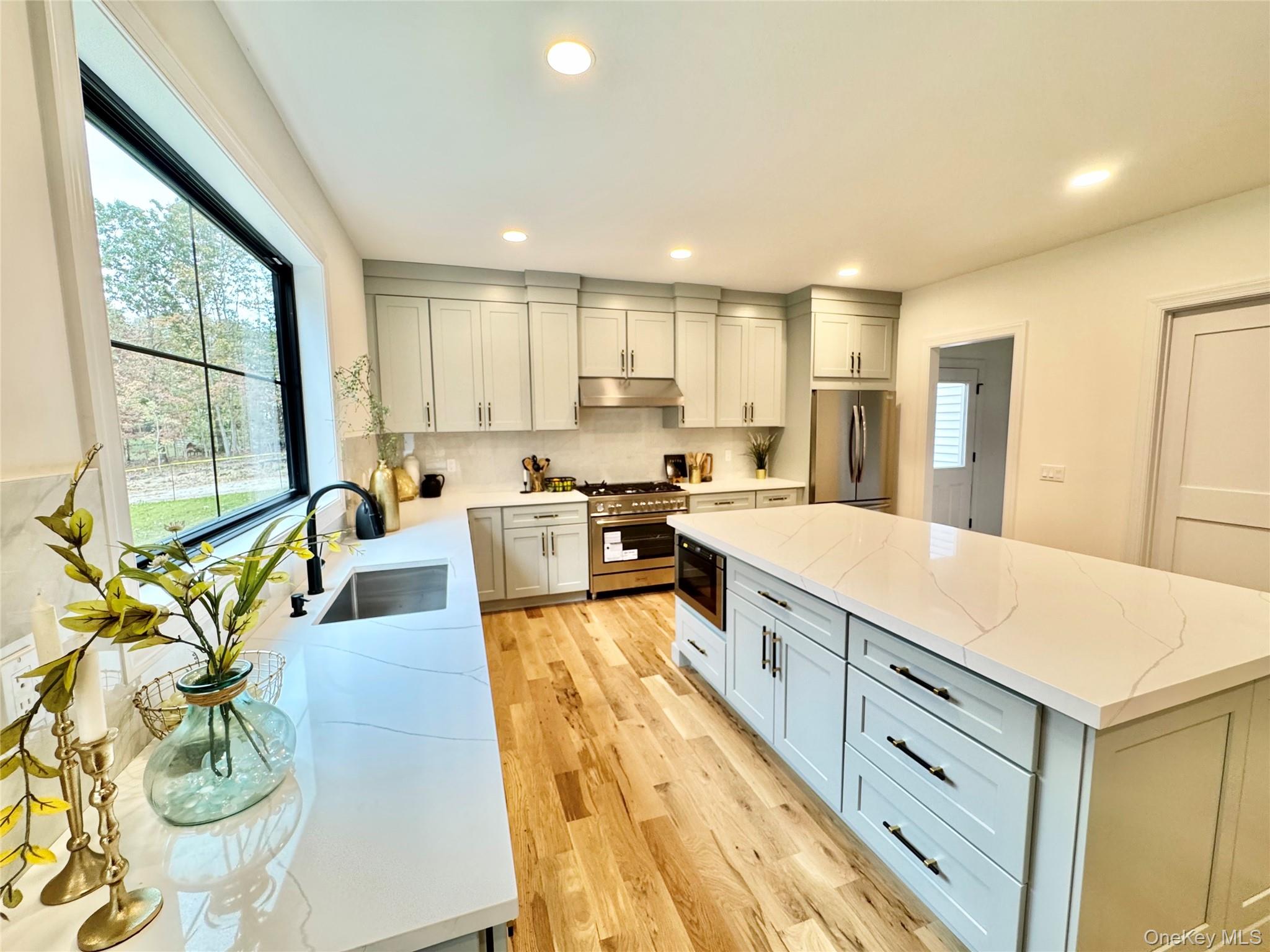 122 Dayton Avenue, Manorville, NY 11949