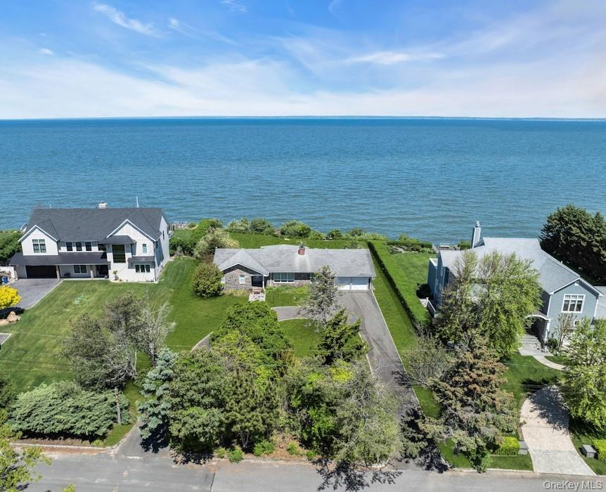 2100 Sound Drive, Greenport, NY 11944