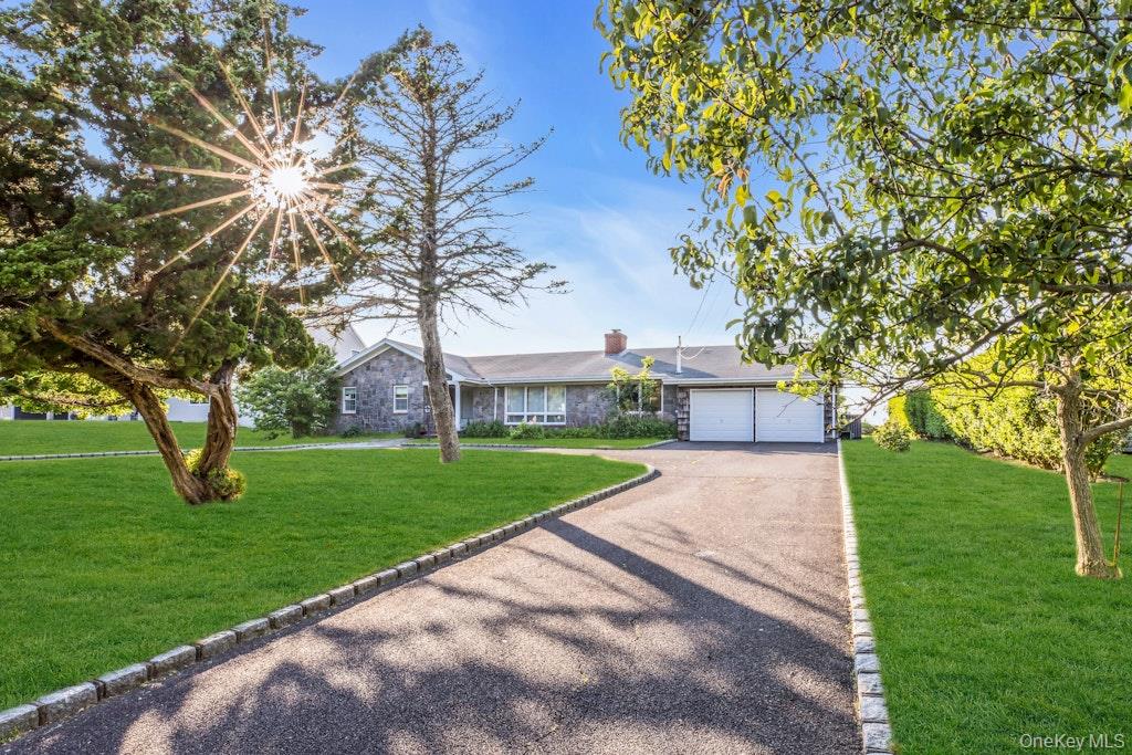 2100 Sound Drive, Greenport, NY 11944