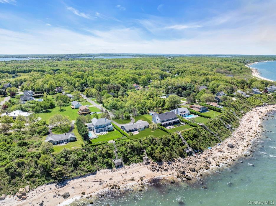 2100 Sound Drive, Greenport, NY 11944