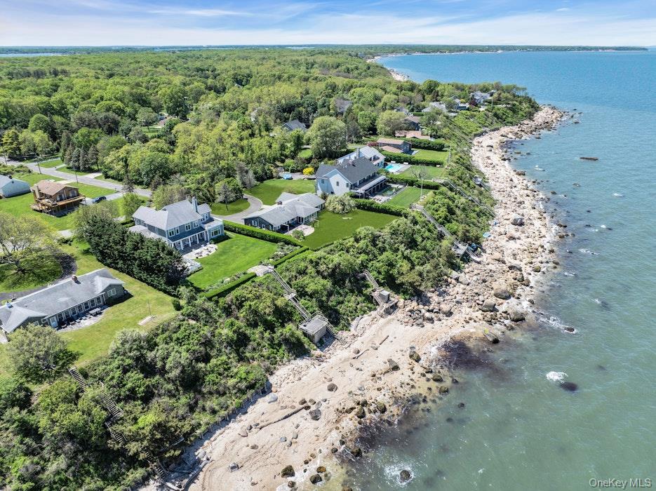 2100 Sound Drive, Greenport, NY 11944