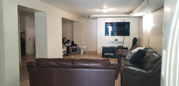 4073 Monticello Avenue, Bronx, NY 10466