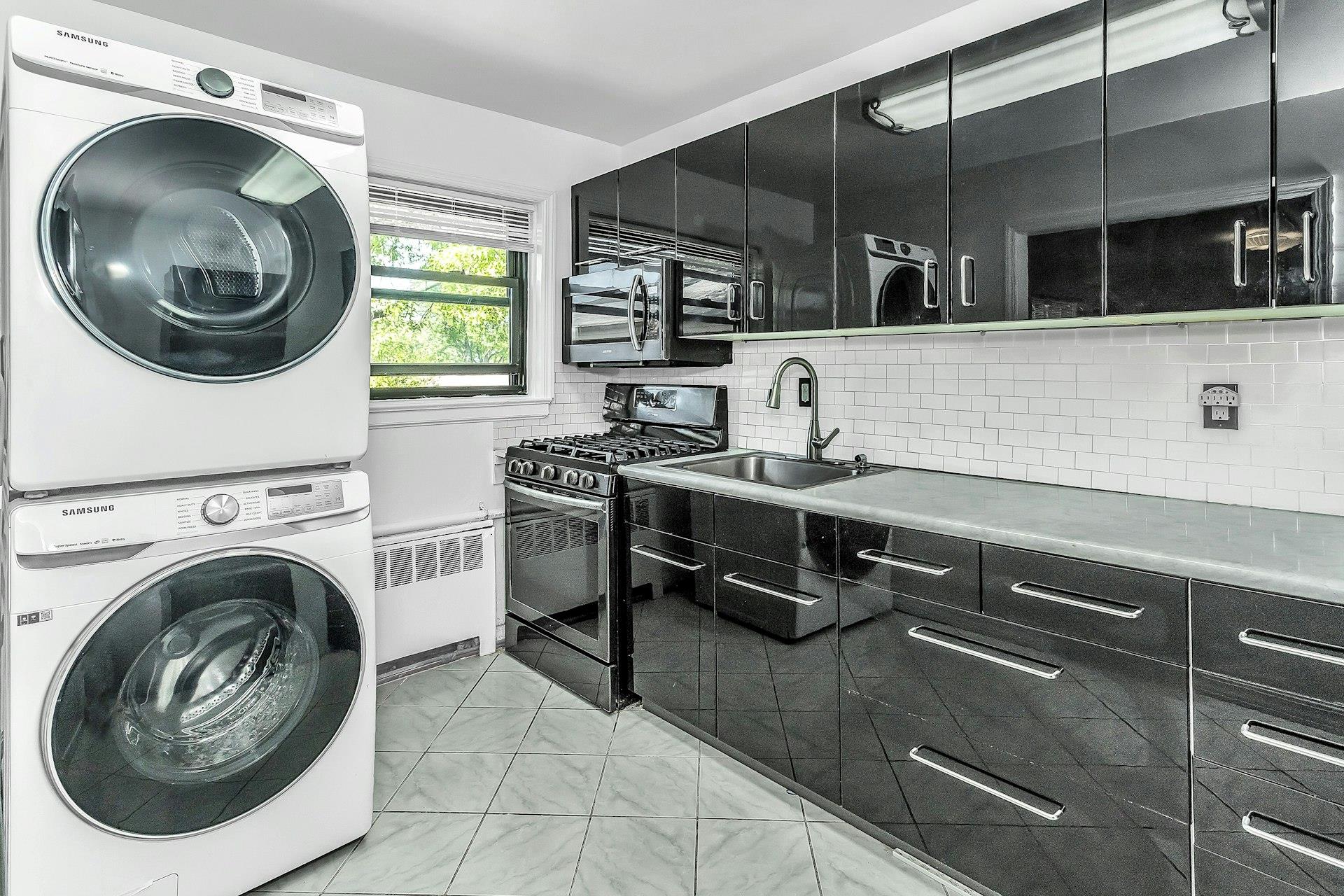 219-36 75th Ave # 243A2, Bayside, NY 11364