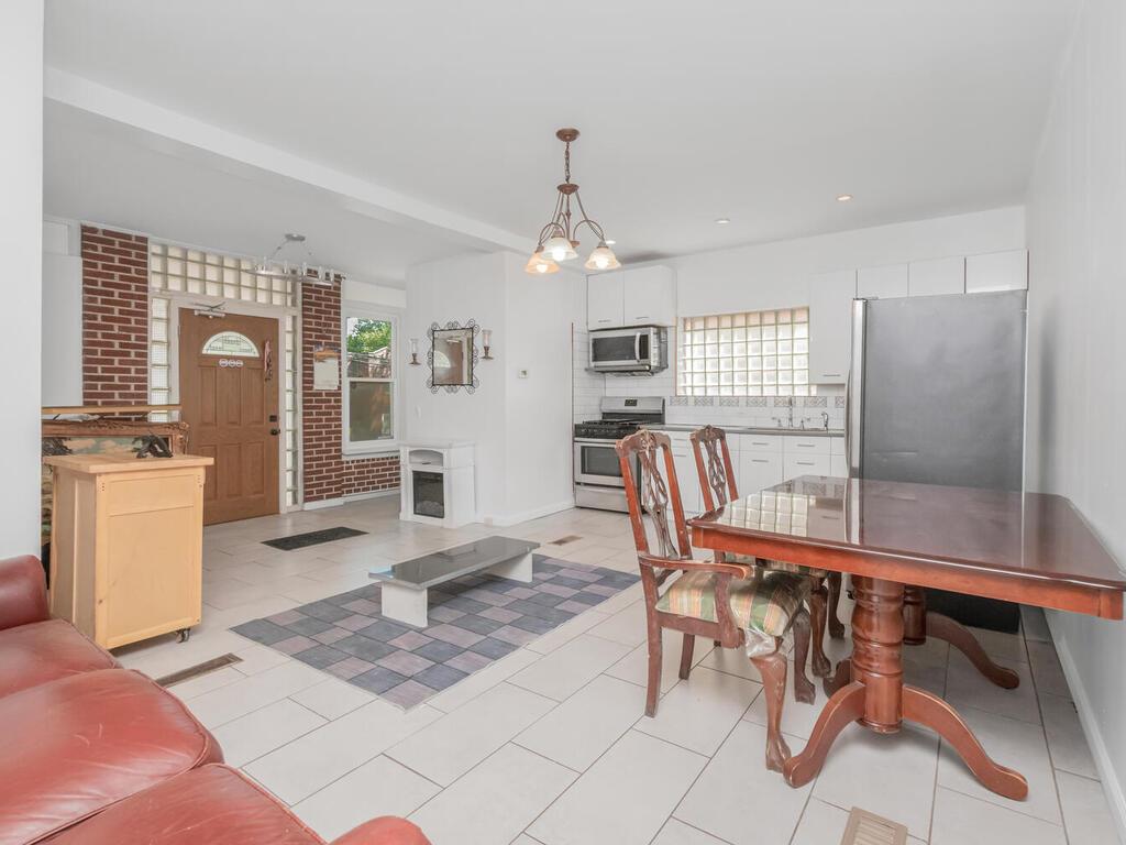 1904 Lacombe Avenue, Bronx, NY 10473