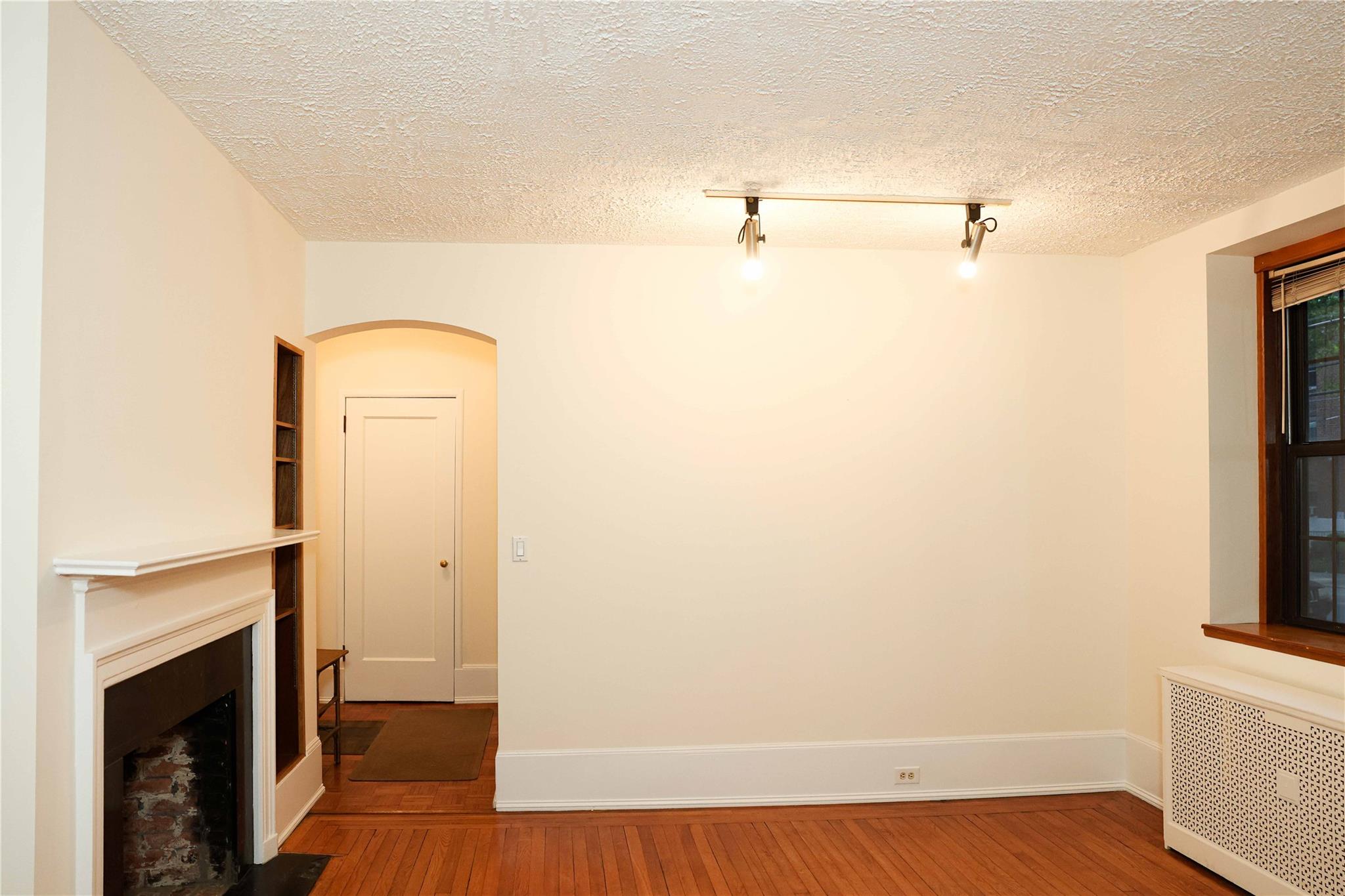 808 Bronx River Road # 1 A, Yonkers, NY 10708