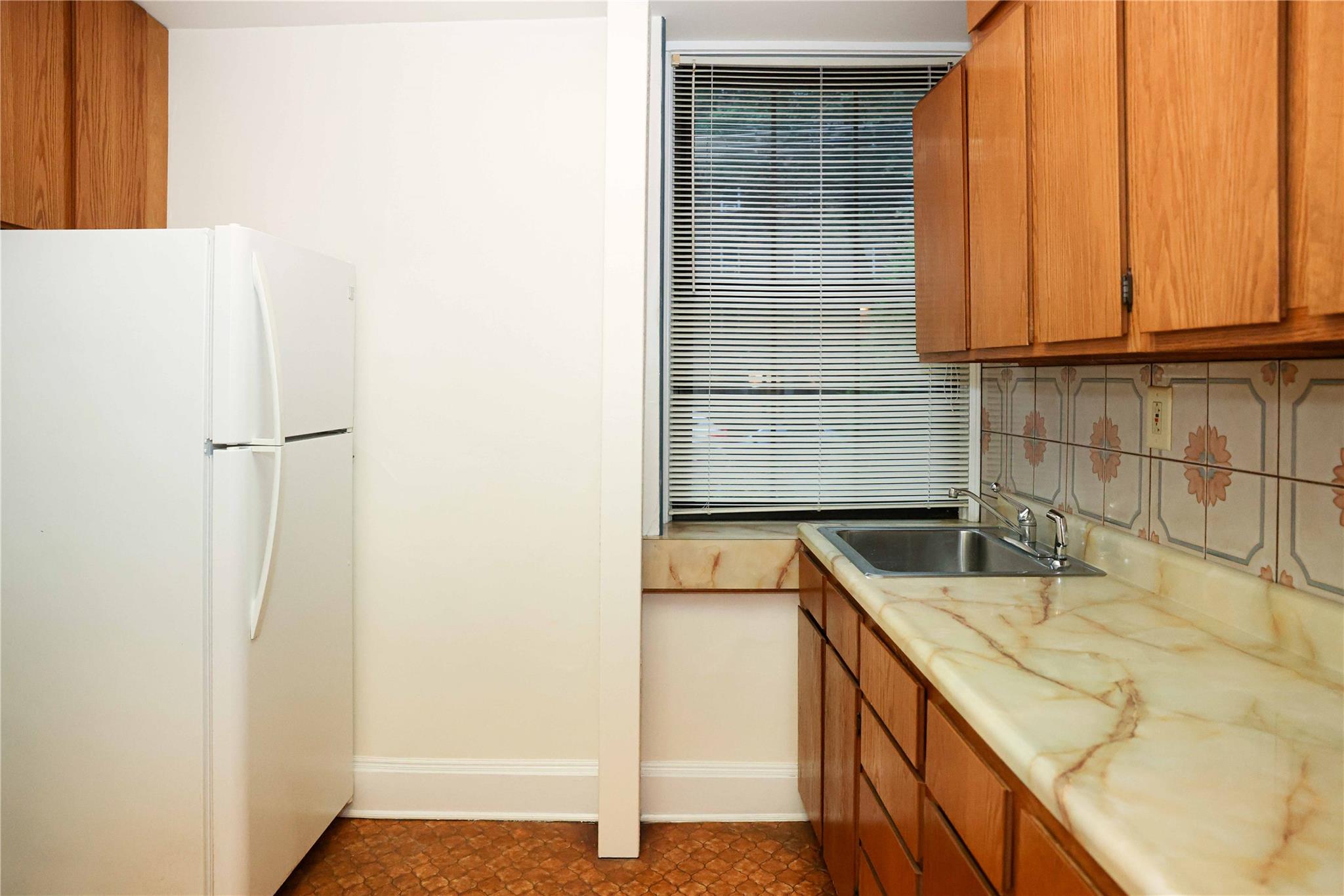 808 Bronx River Road # 1 A, Yonkers, NY 10708