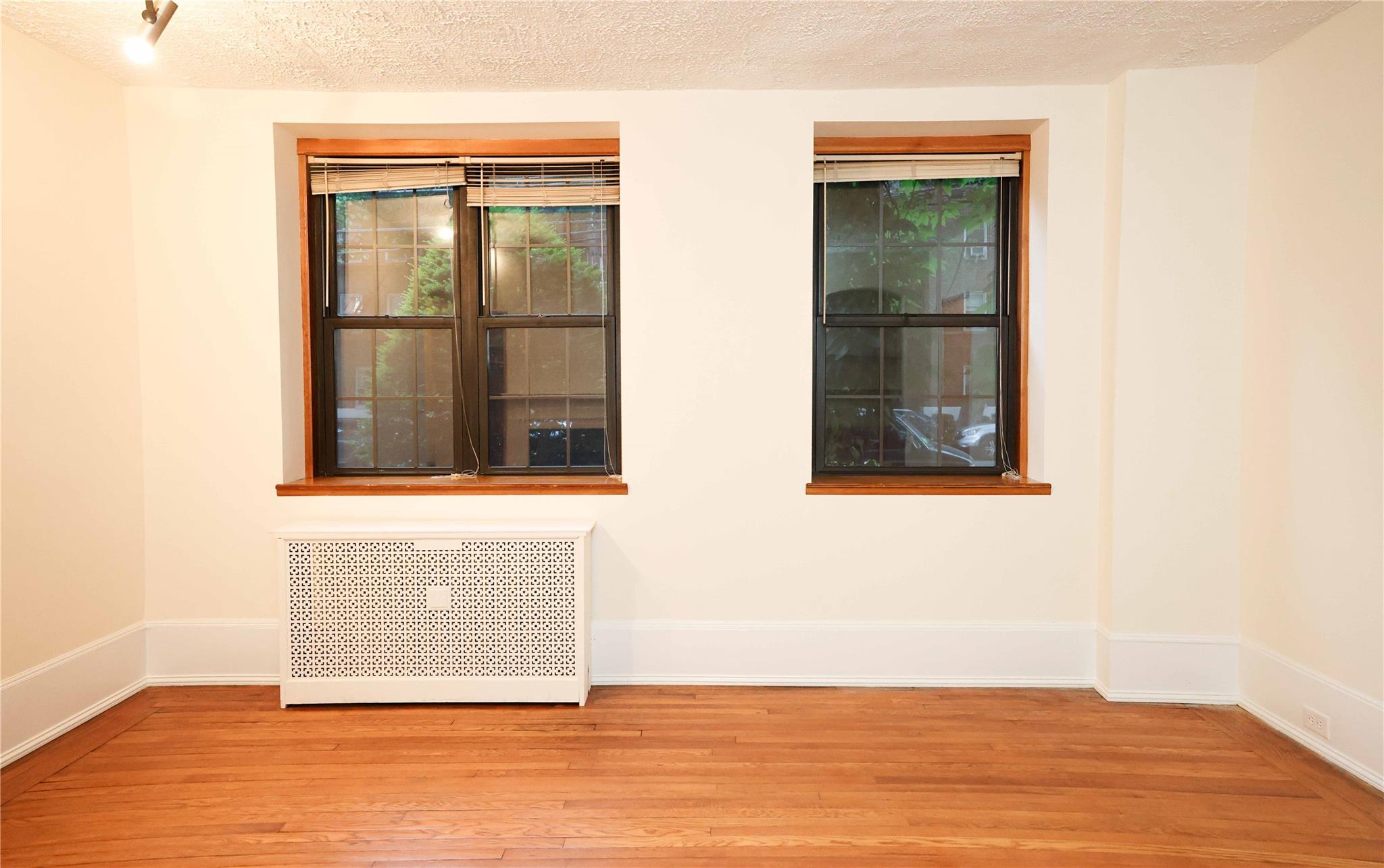 808 Bronx River Road # 1 A, Yonkers, NY 10708