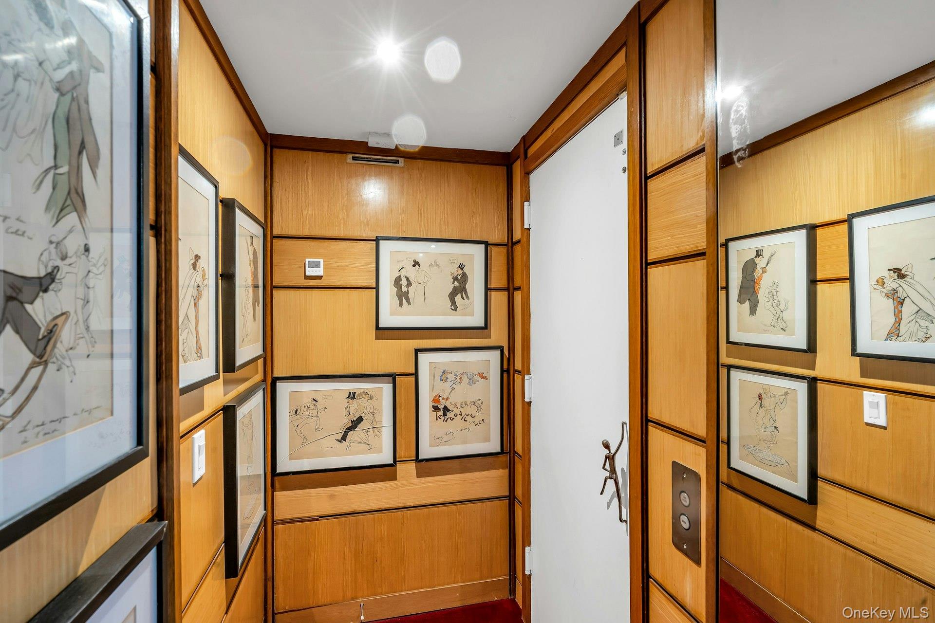 112 Scudders Lane, Glenwood Landing, NY 11547