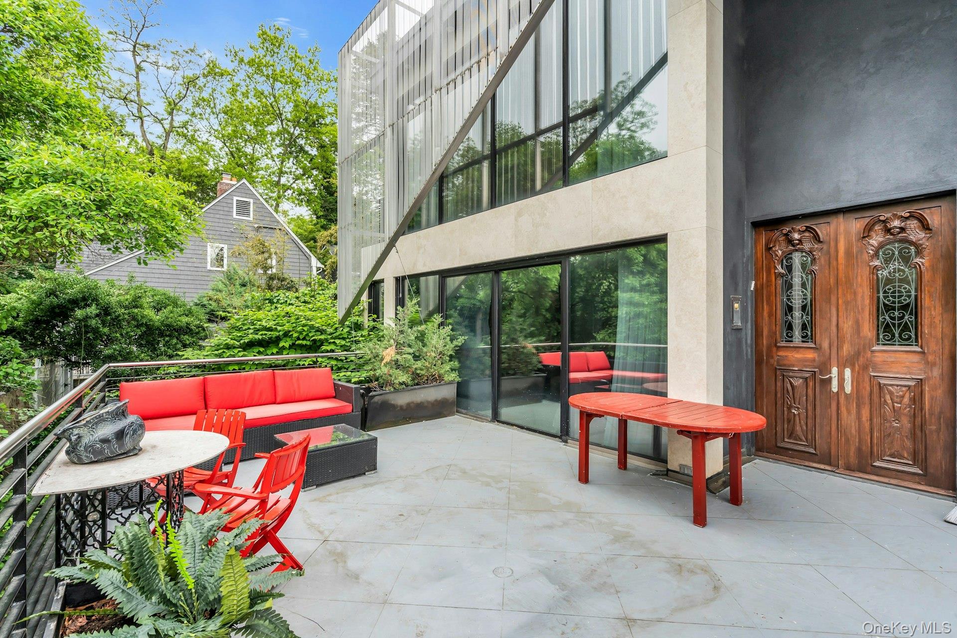 112 Scudders Lane, Glenwood Landing, NY 11547