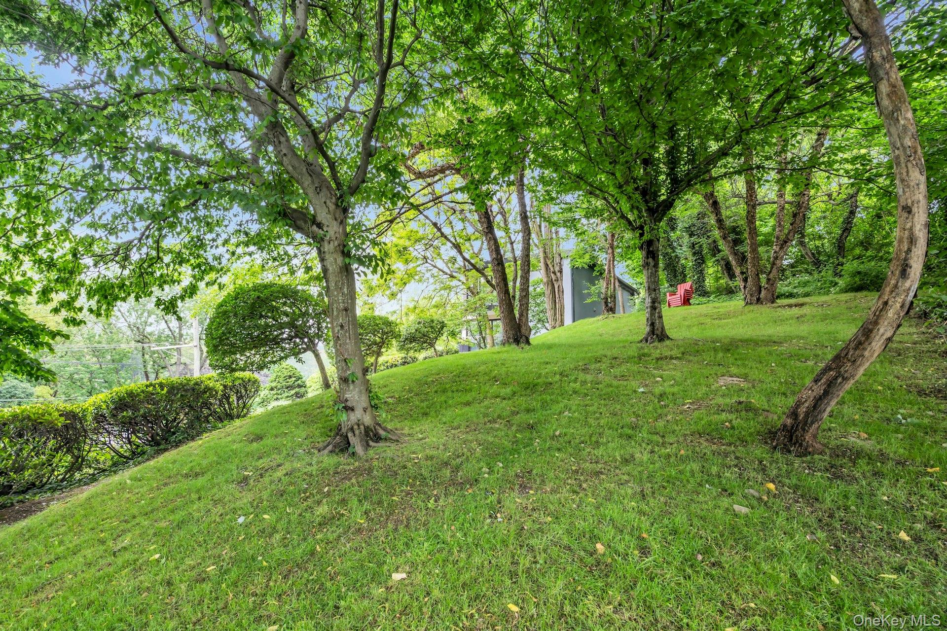 112 Scudders Lane, Glenwood Landing, NY 11547