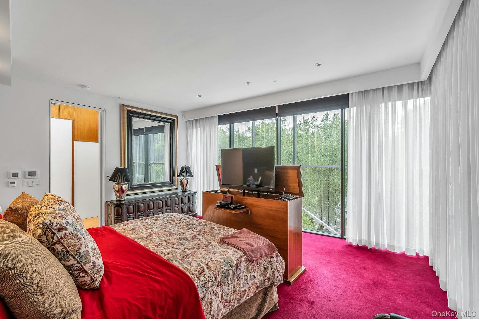 112 Scudders Lane, Glenwood Landing, NY 11547