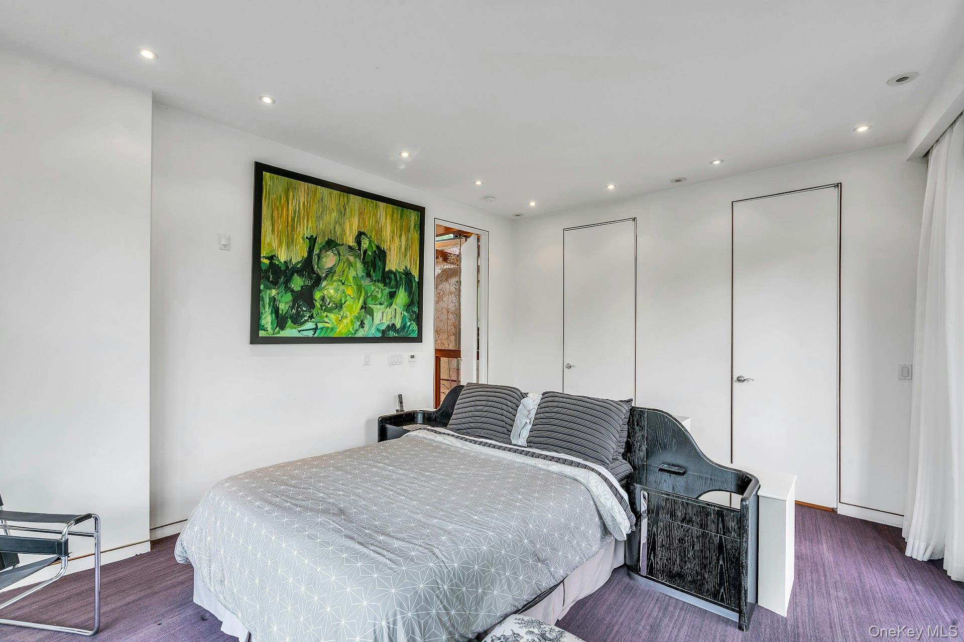 112 Scudders Lane, Glenwood Landing, NY 11547