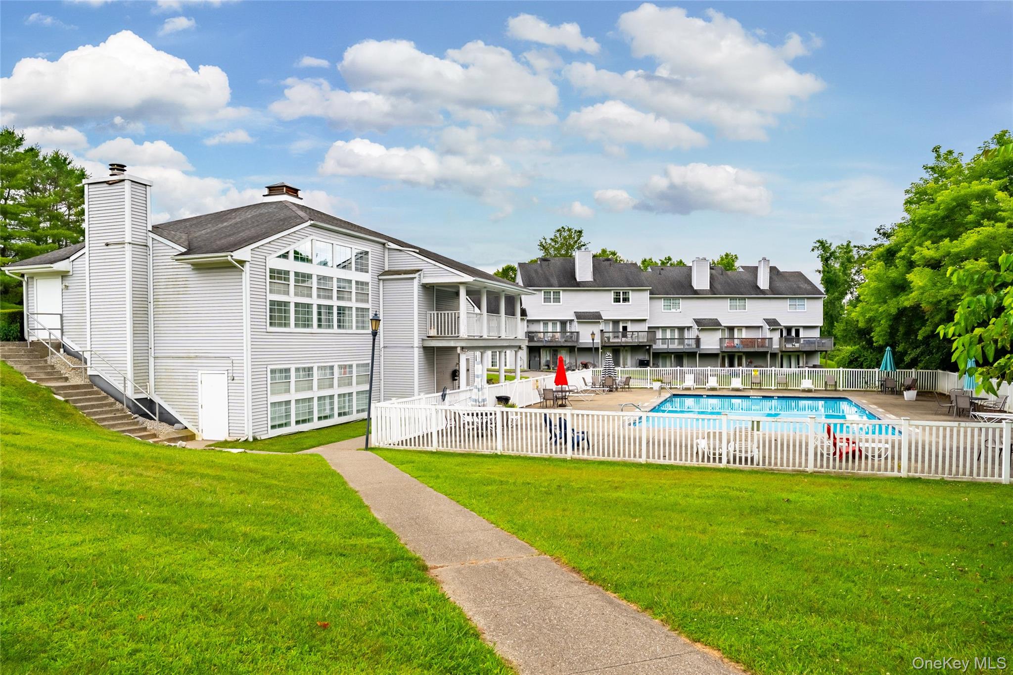 33 Spruce Street, Pawling, NY 12564