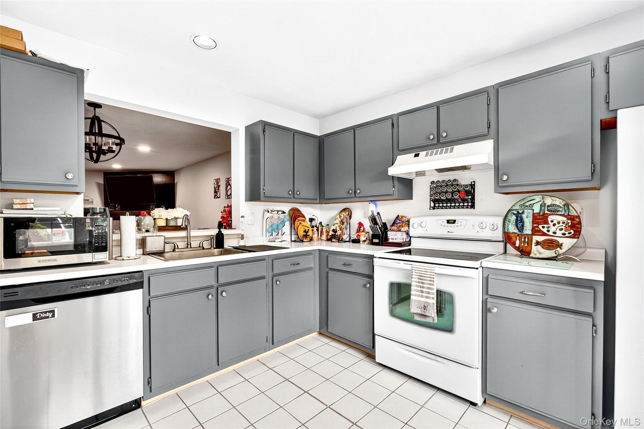 33 Spruce Street, Pawling, NY 12564