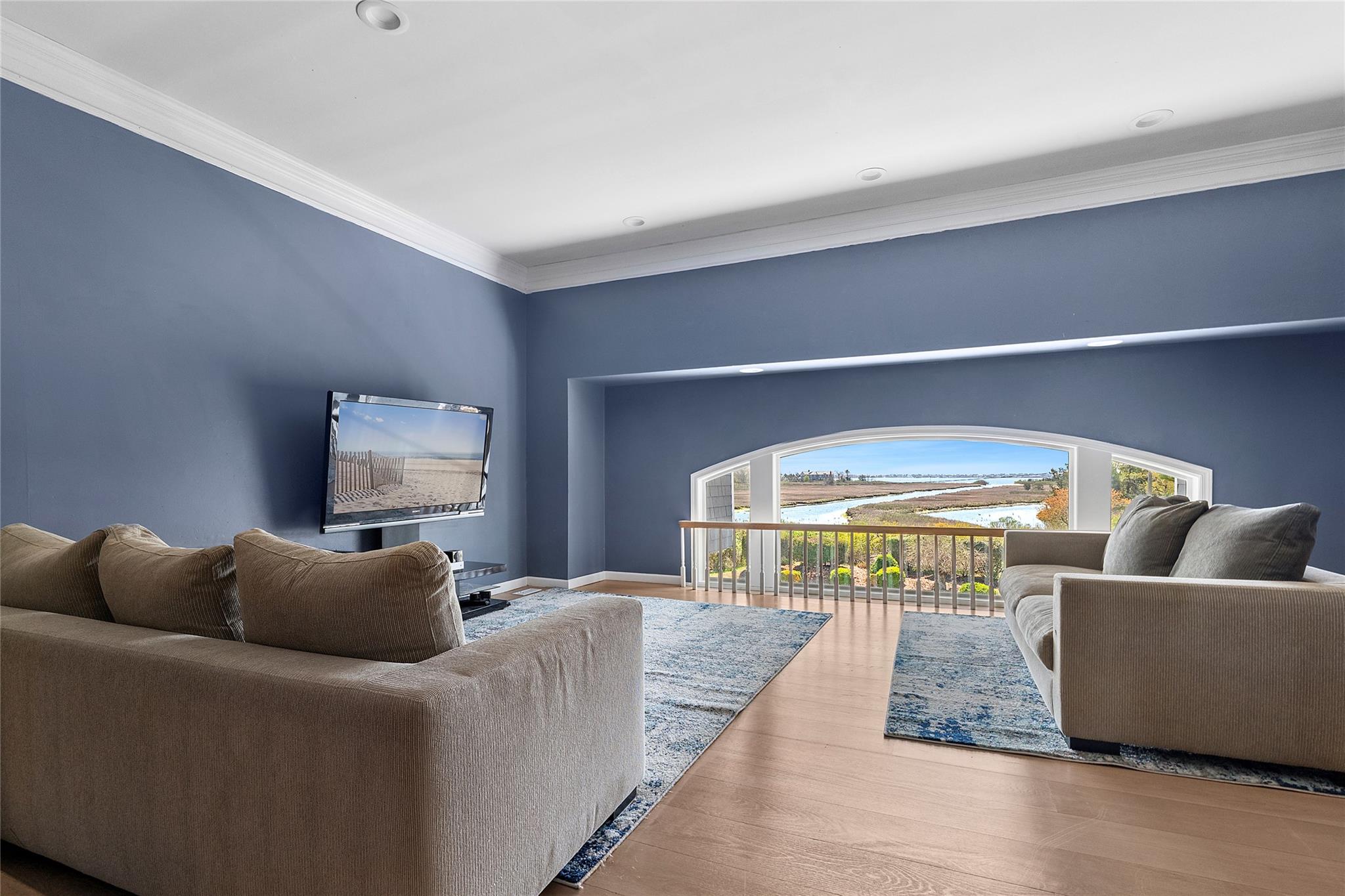 14 South Country Road, Westhampton, NY 11977