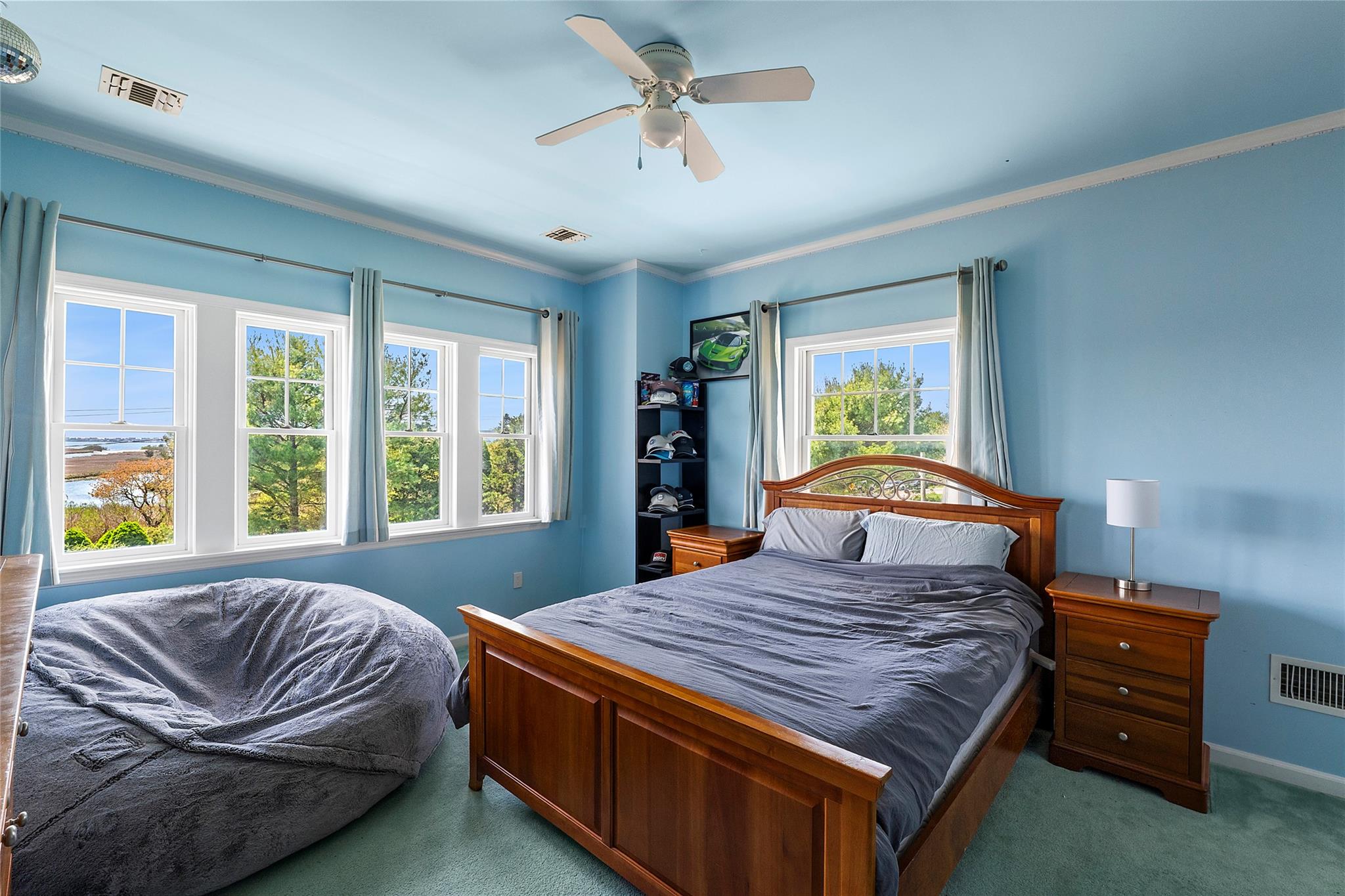 14 South Country Road, Westhampton, NY 11977