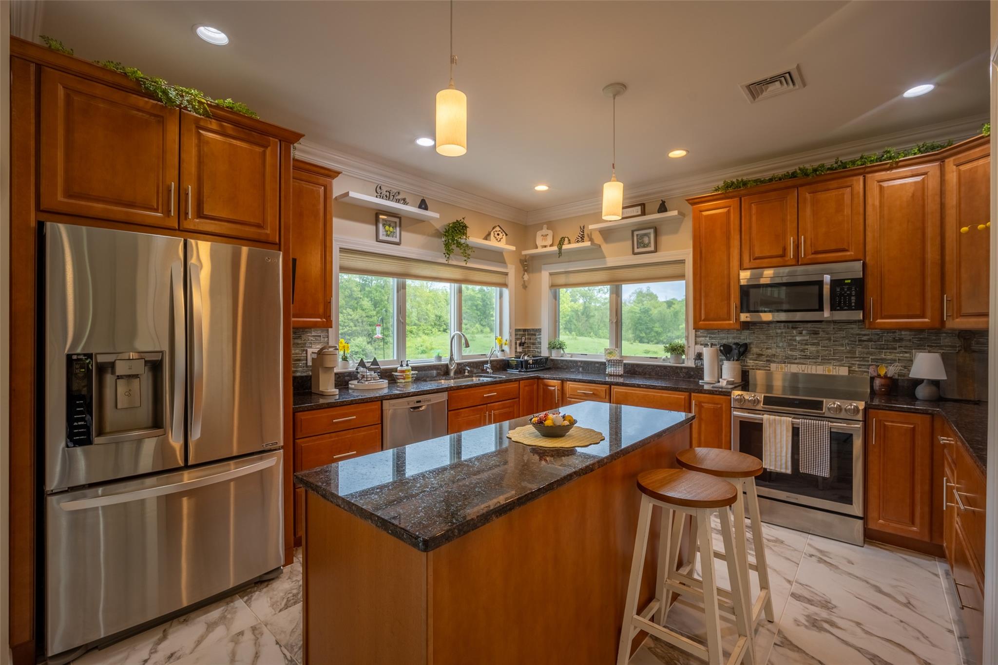 62 Freedom Road, Pleasant Valley, NY 12569