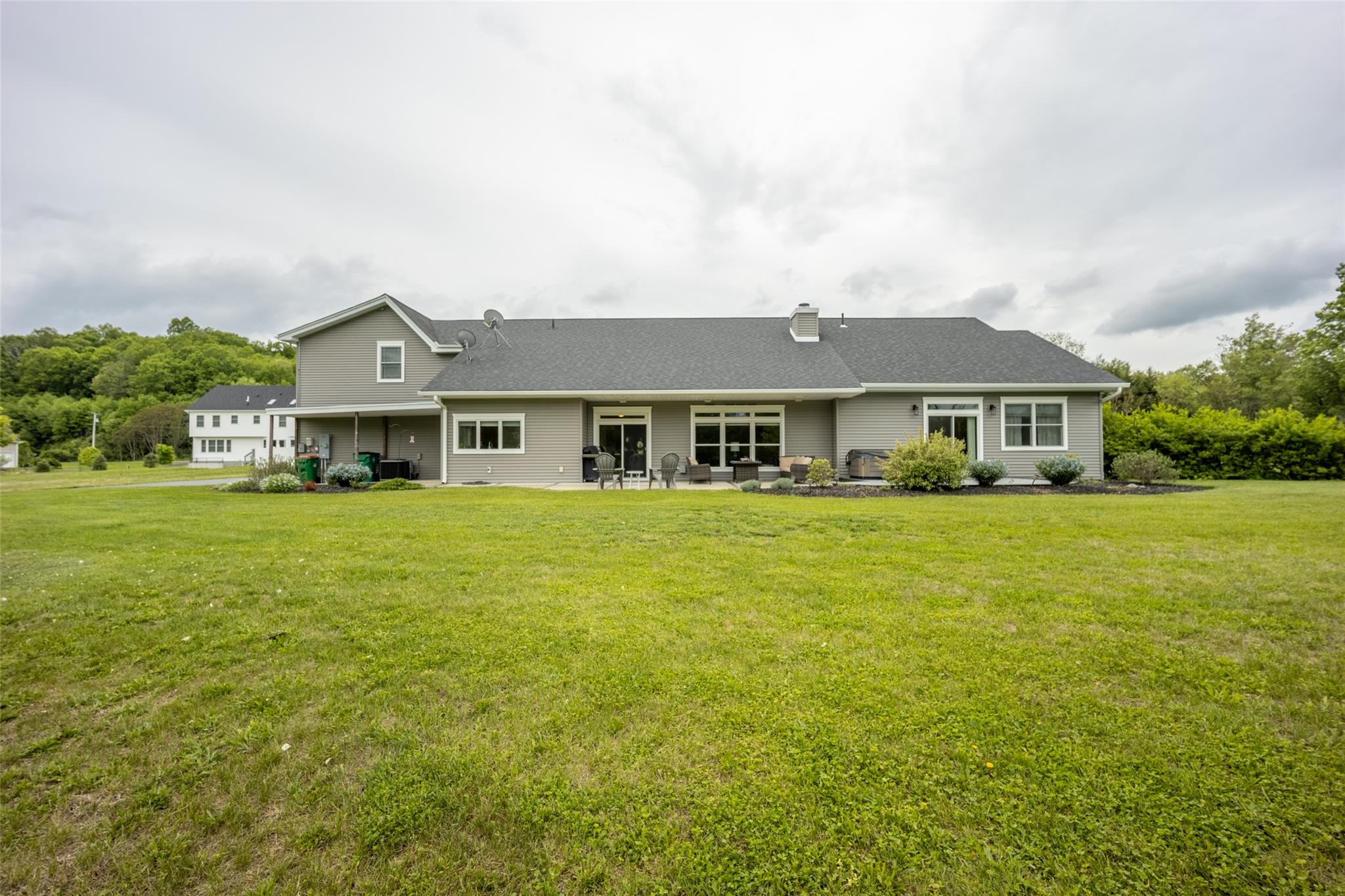 62 Freedom Road, Pleasant Valley, NY 12569