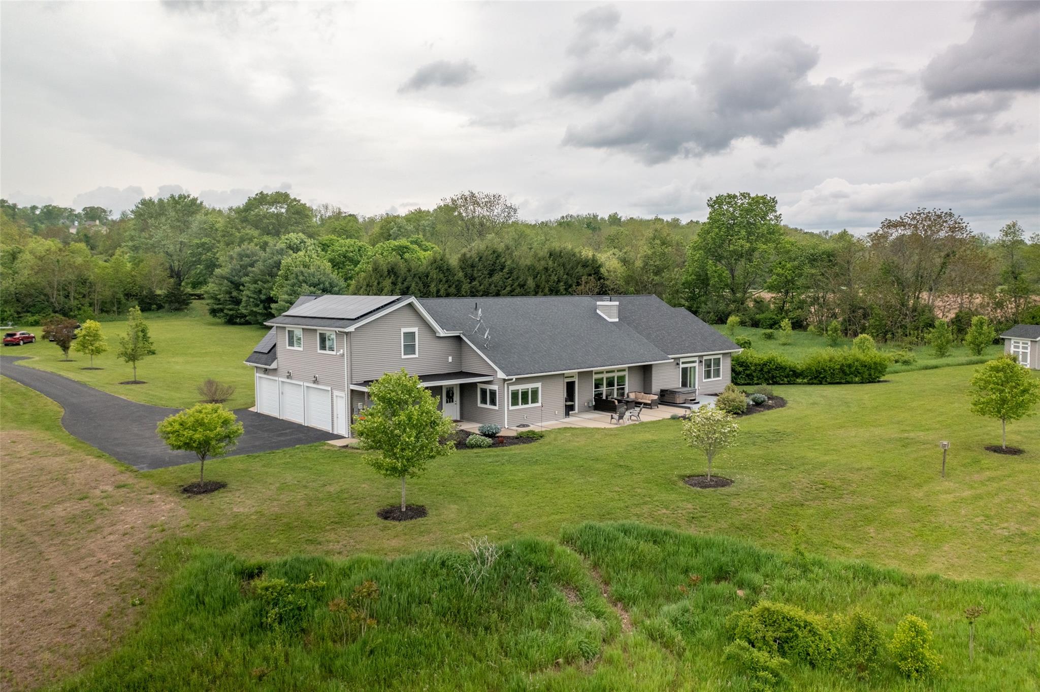 62 Freedom Road, Pleasant Valley, NY 12569