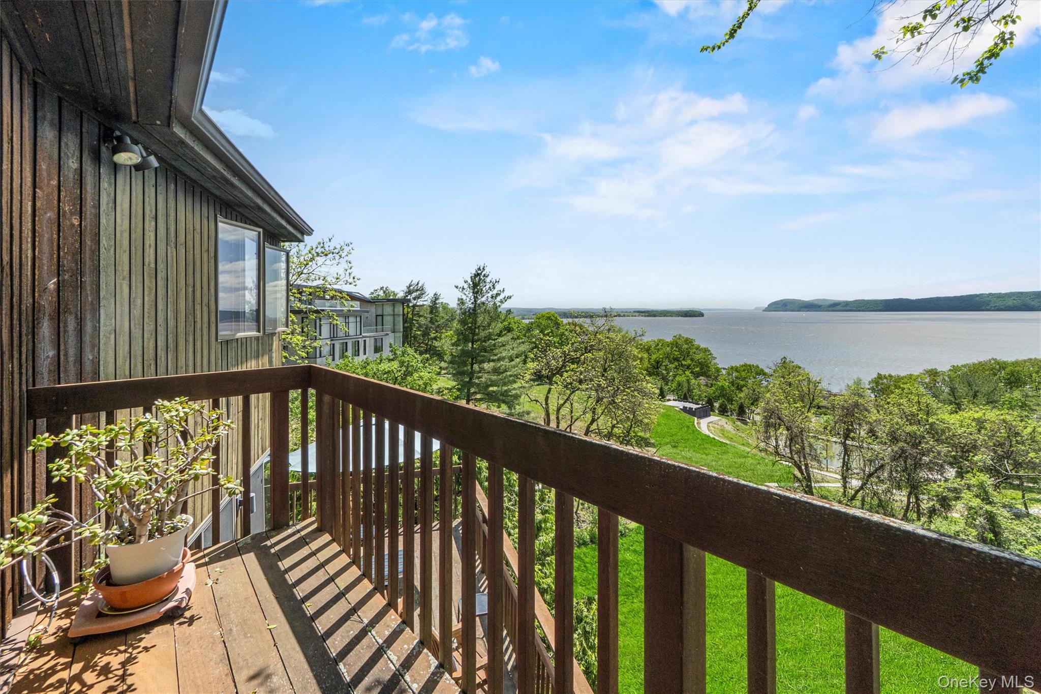 1260 Albany Post Road, Croton-on-Hudson, NY 10520