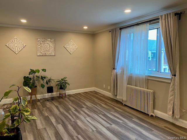 261-34 Langston Avenue # E-2, Glen Oaks, NY 11004