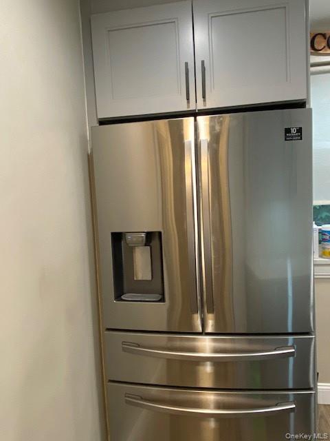 261-34 Langston Avenue # E-2, Glen Oaks, NY 11004