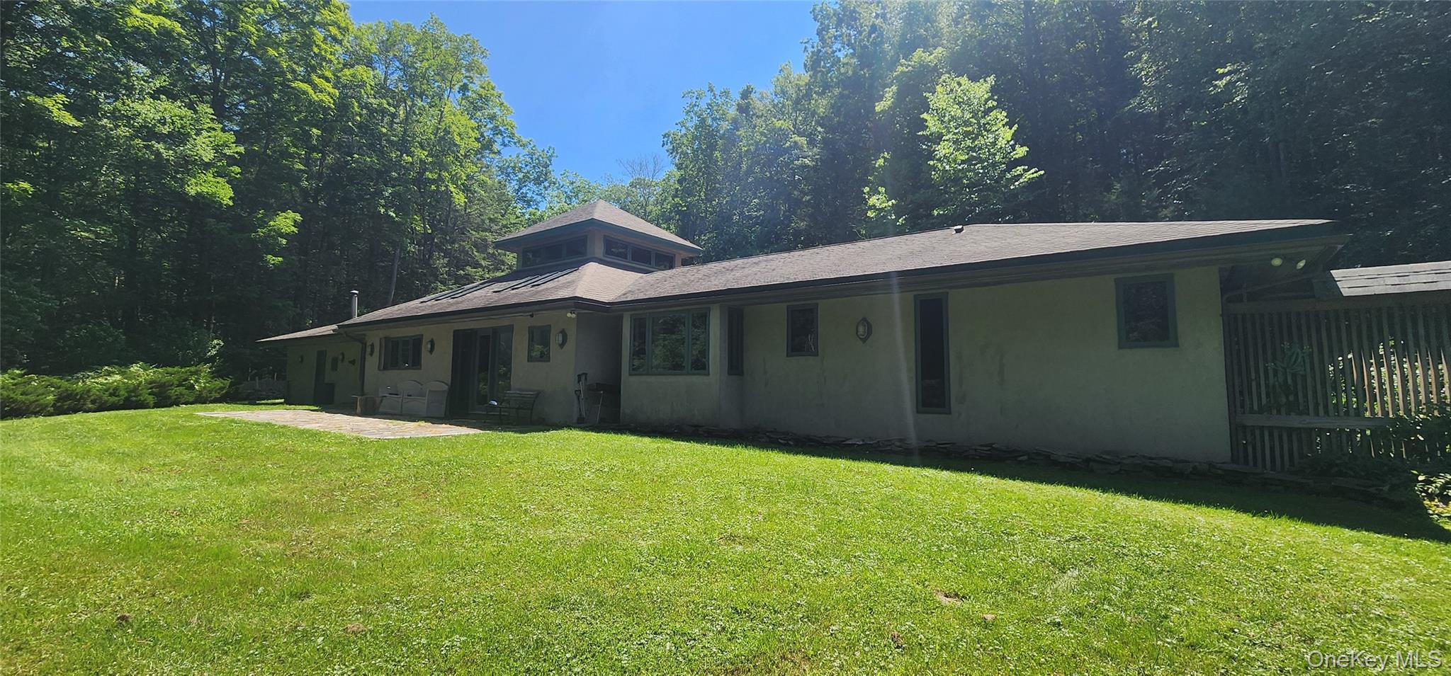 66 Hillside Road, Barryville, NY 12719