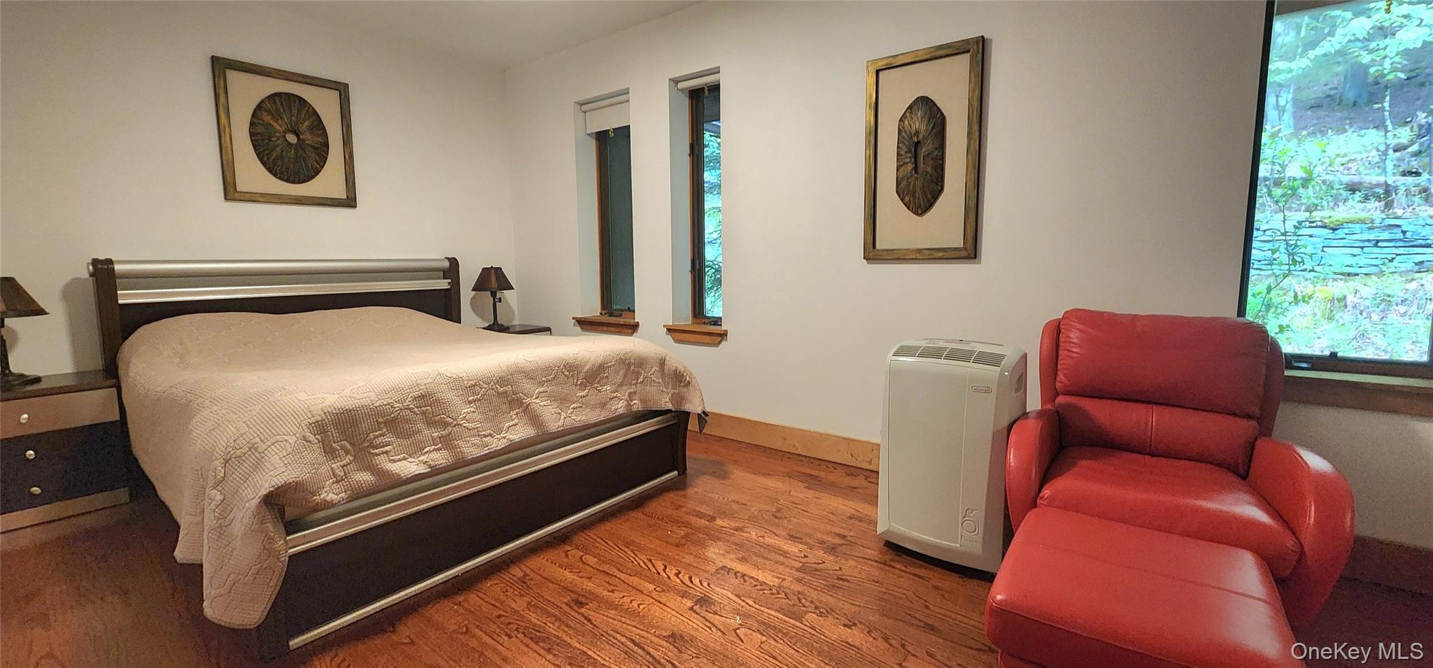 66 Hillside Road, Barryville, NY 12719