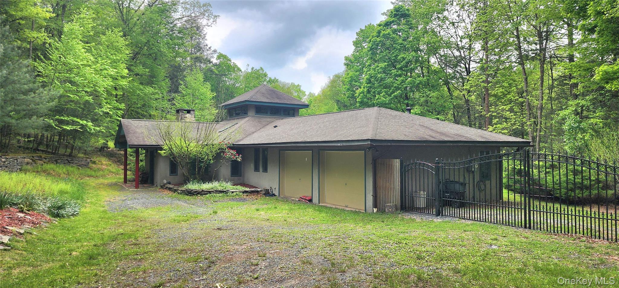 66 Hillside Road, Barryville, NY 12719