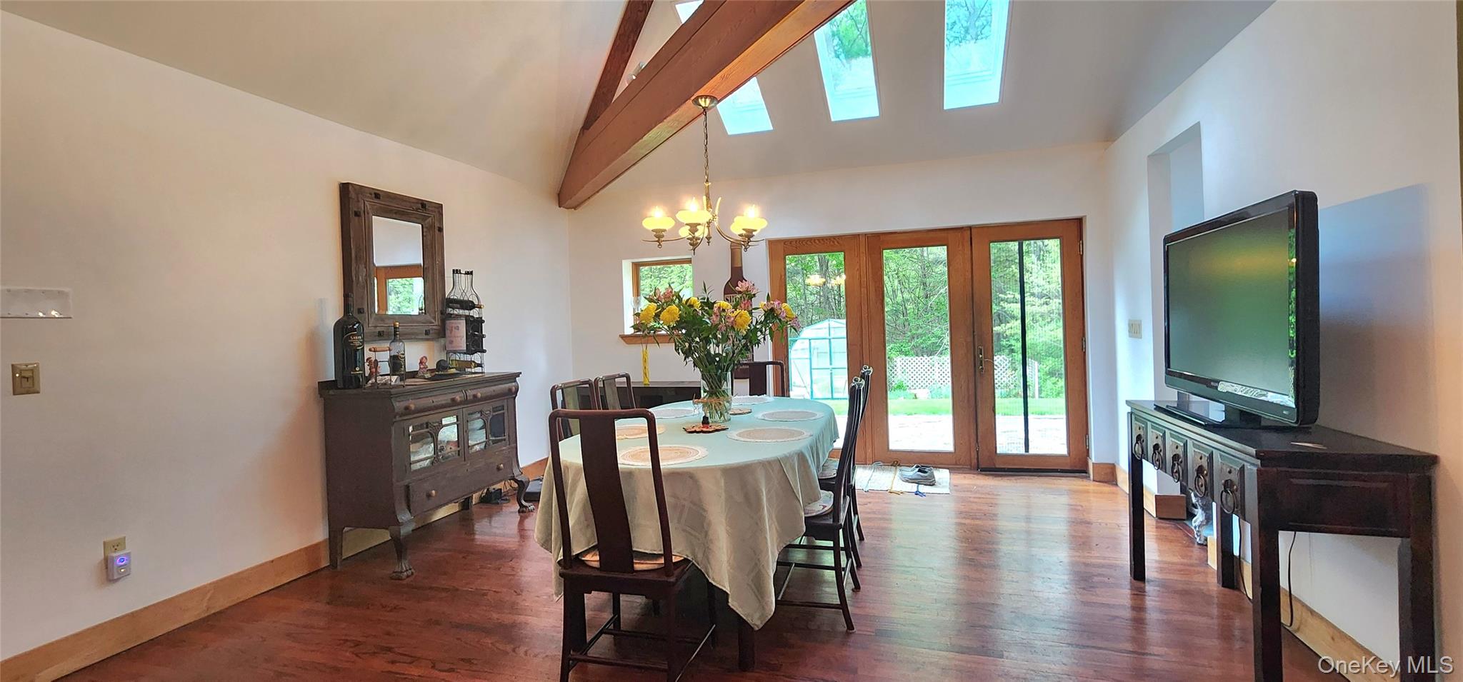 66 Hillside Road, Barryville, NY 12719