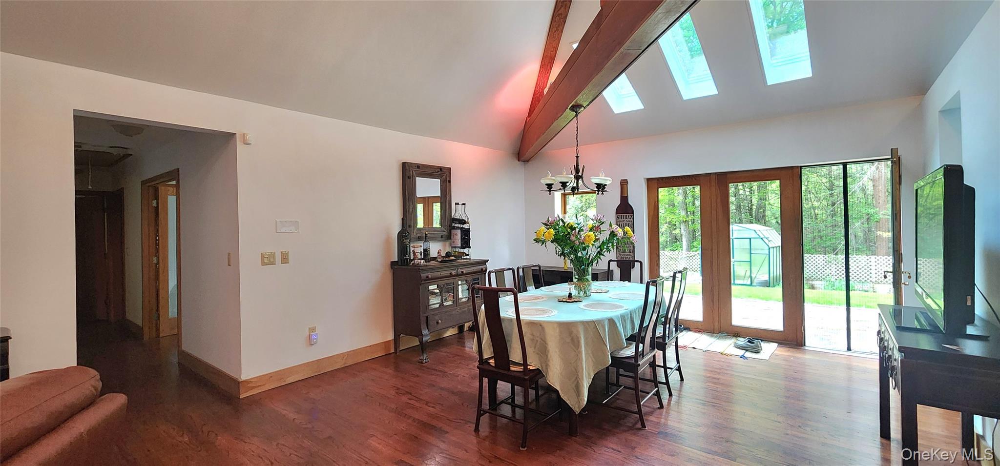 66 Hillside Road, Barryville, NY 12719