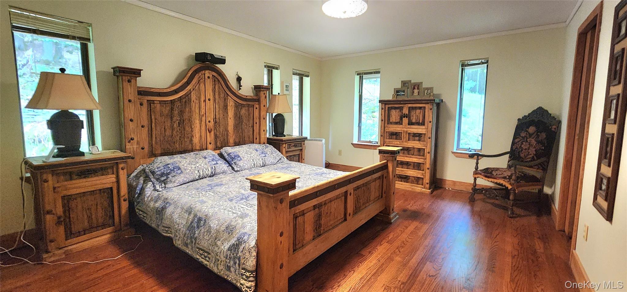 66 Hillside Road, Barryville, NY 12719