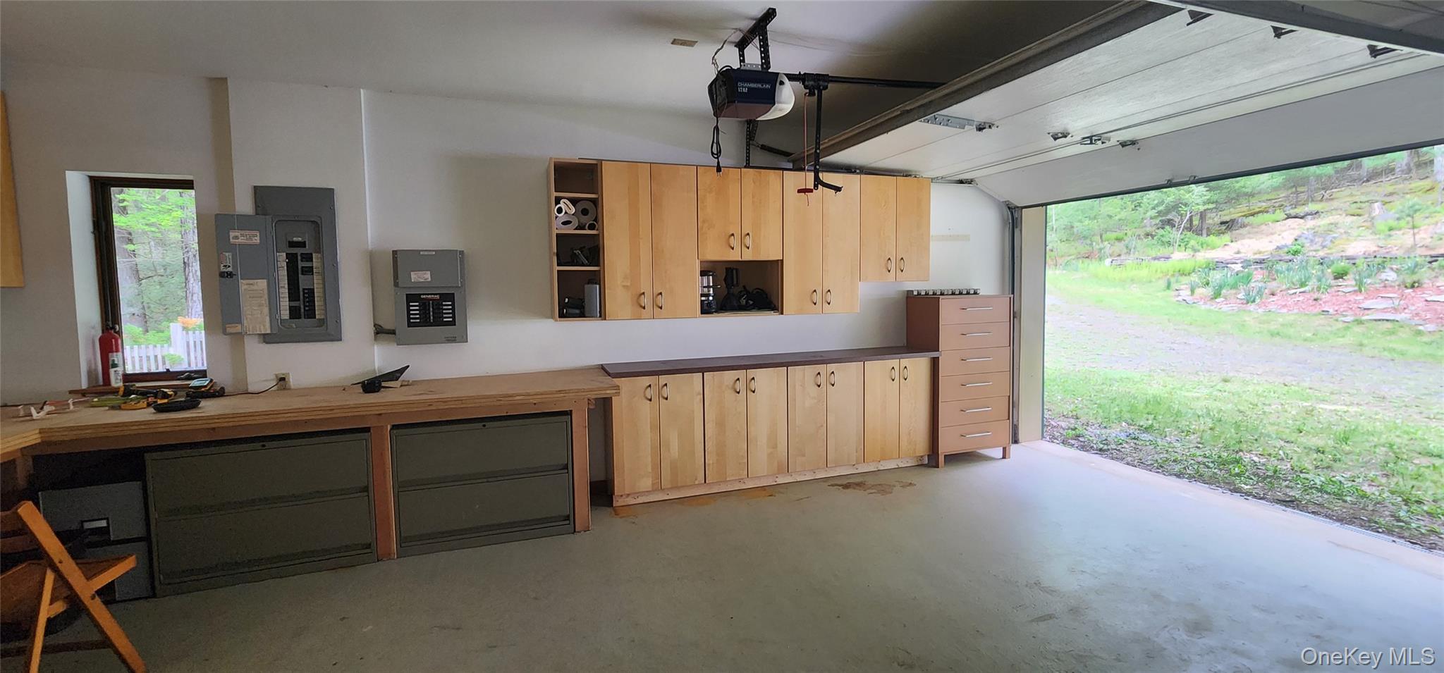 66 Hillside Road, Barryville, NY 12719