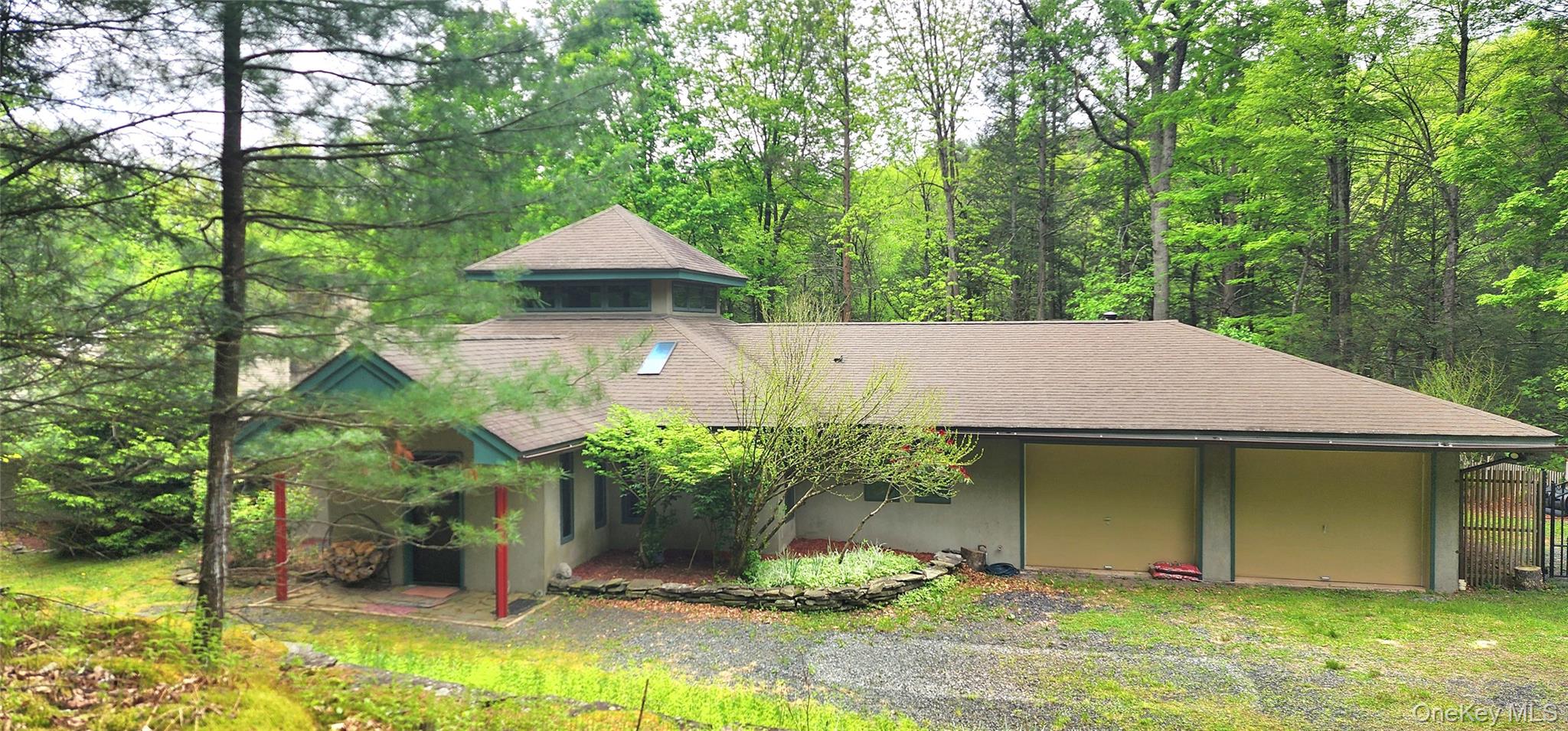 66 Hillside Road, Barryville, NY 12719