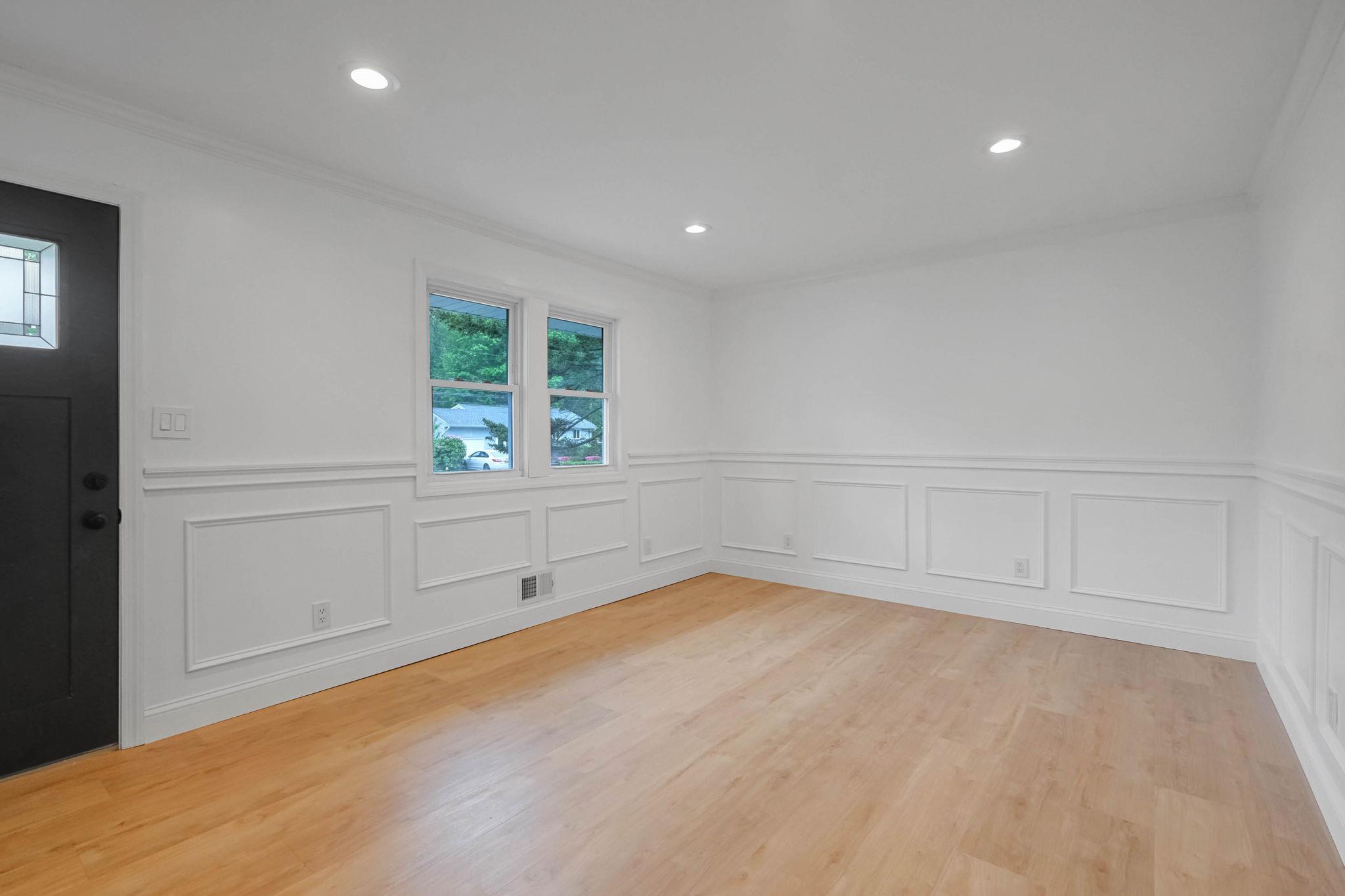 213 Stuyvesant Drive, Selden, NY 11784