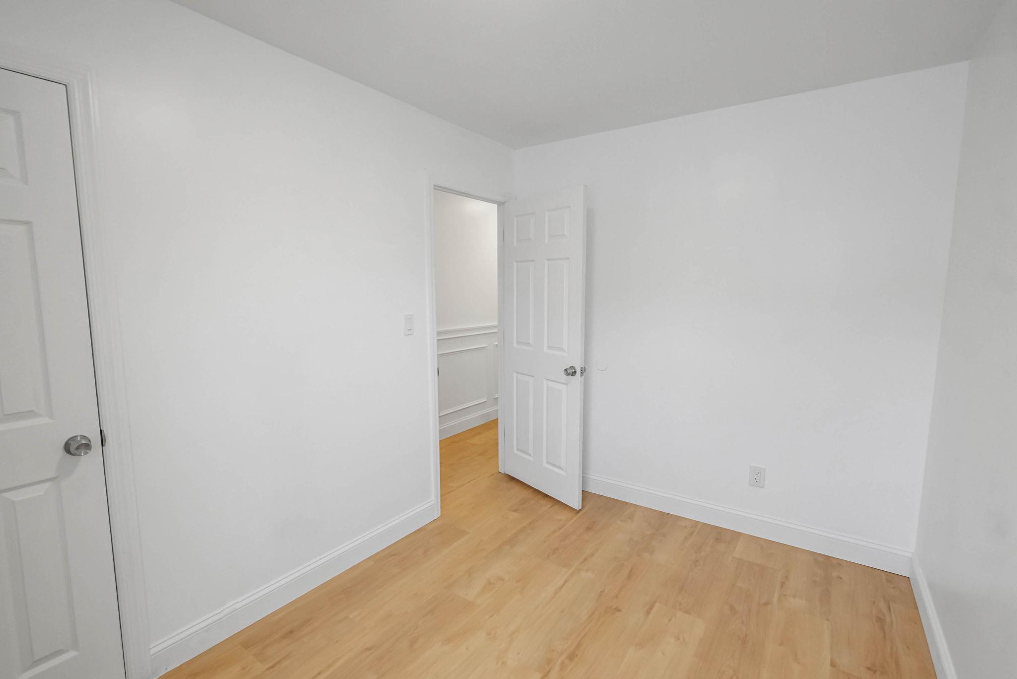 213 Stuyvesant Drive, Selden, NY 11784