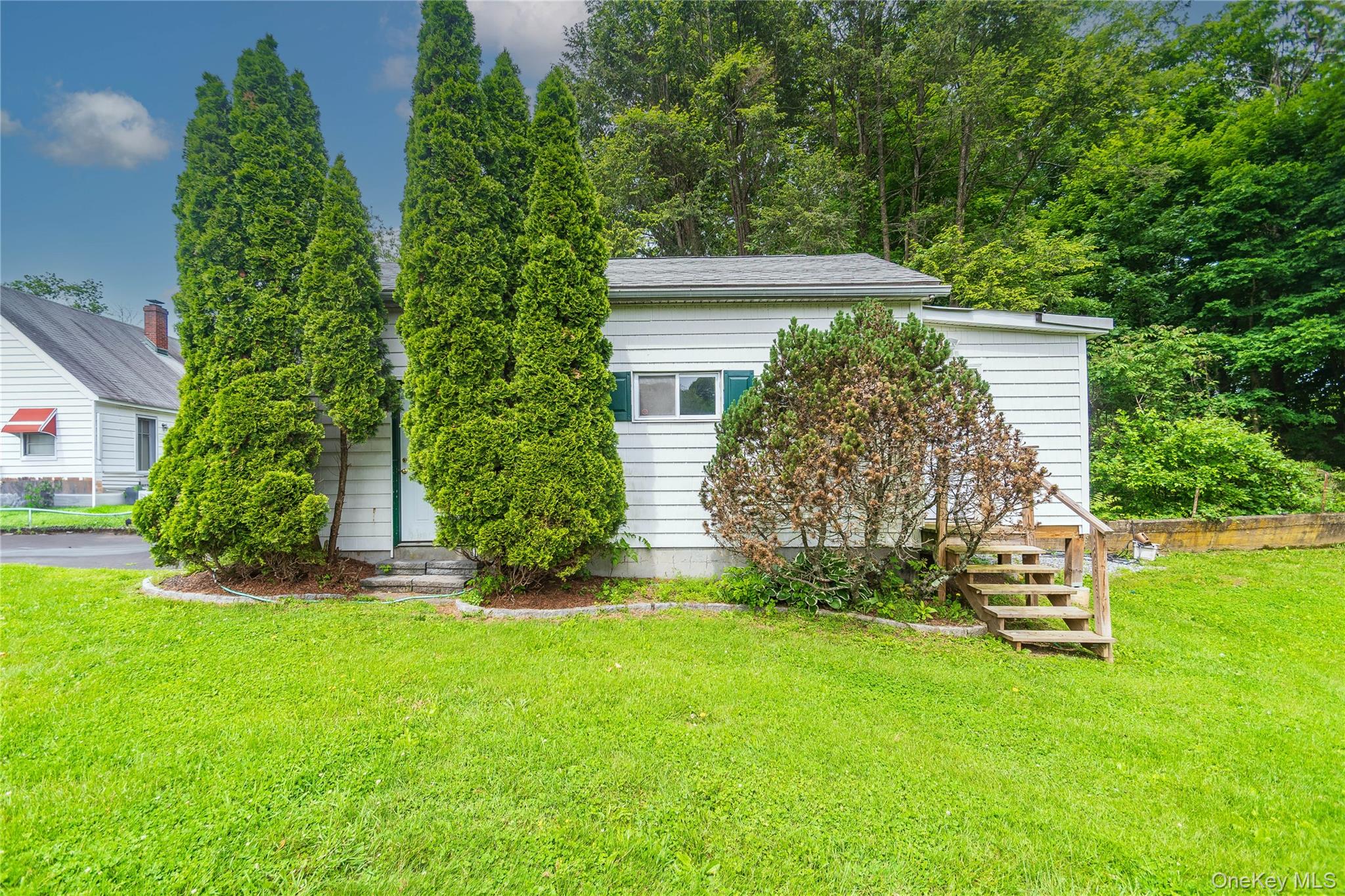 964 Pemart Avenue, Peekskill, NY 10566