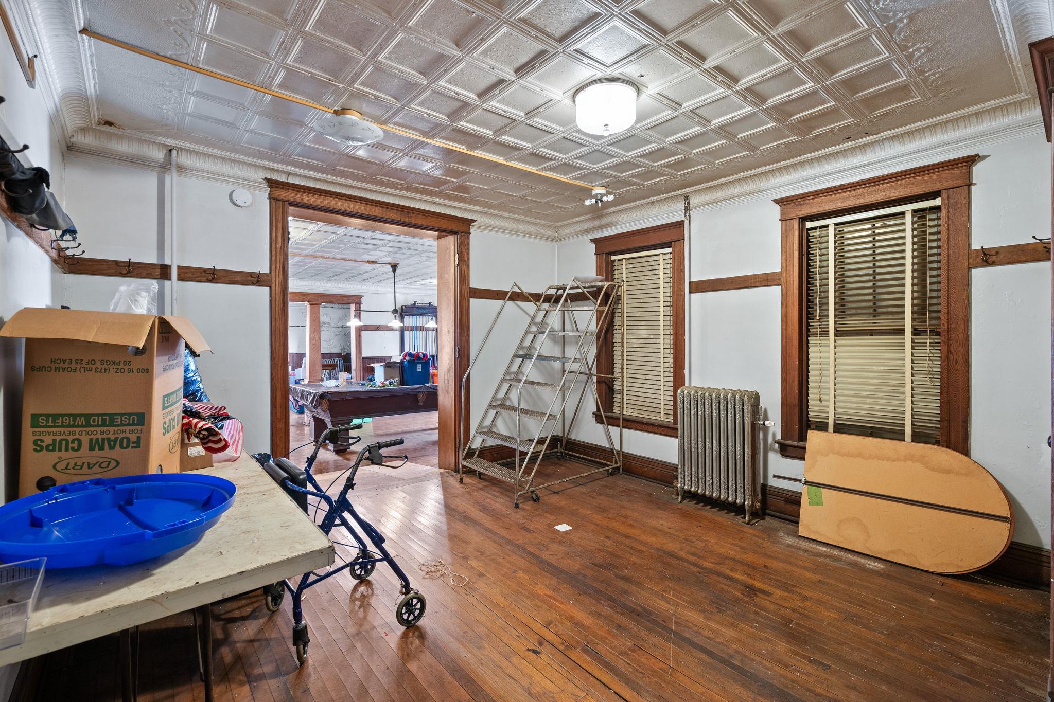 8 Oak Street, Walden, NY 12586