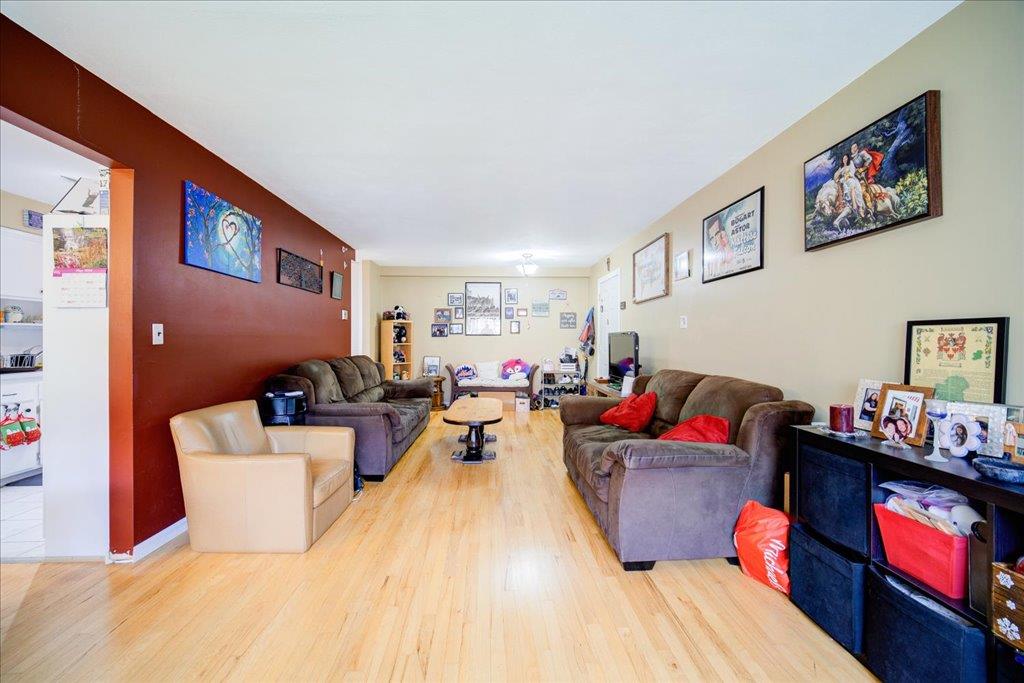 10 Oakwood Terrace # 118, New Windsor, NY 12553