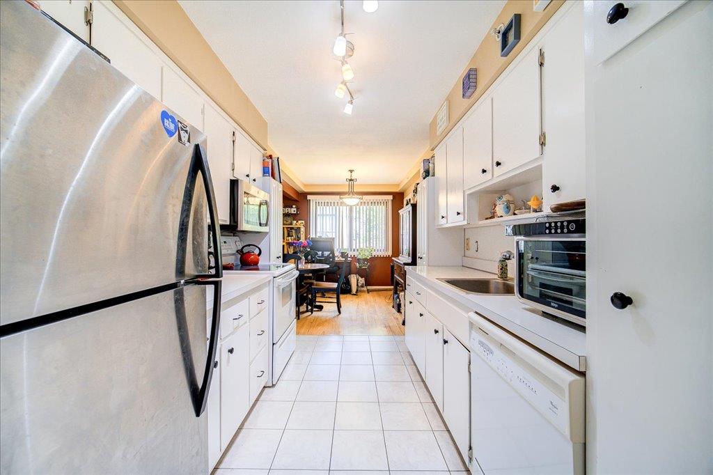 10 Oakwood Terrace # 118, New Windsor, NY 12553