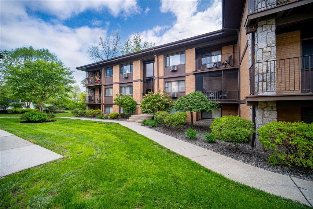 10 Oakwood Terrace # 118, New Windsor, NY 12553