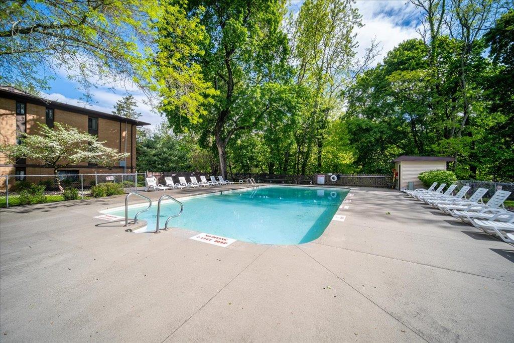 10 Oakwood Terrace # 118, New Windsor, NY 12553