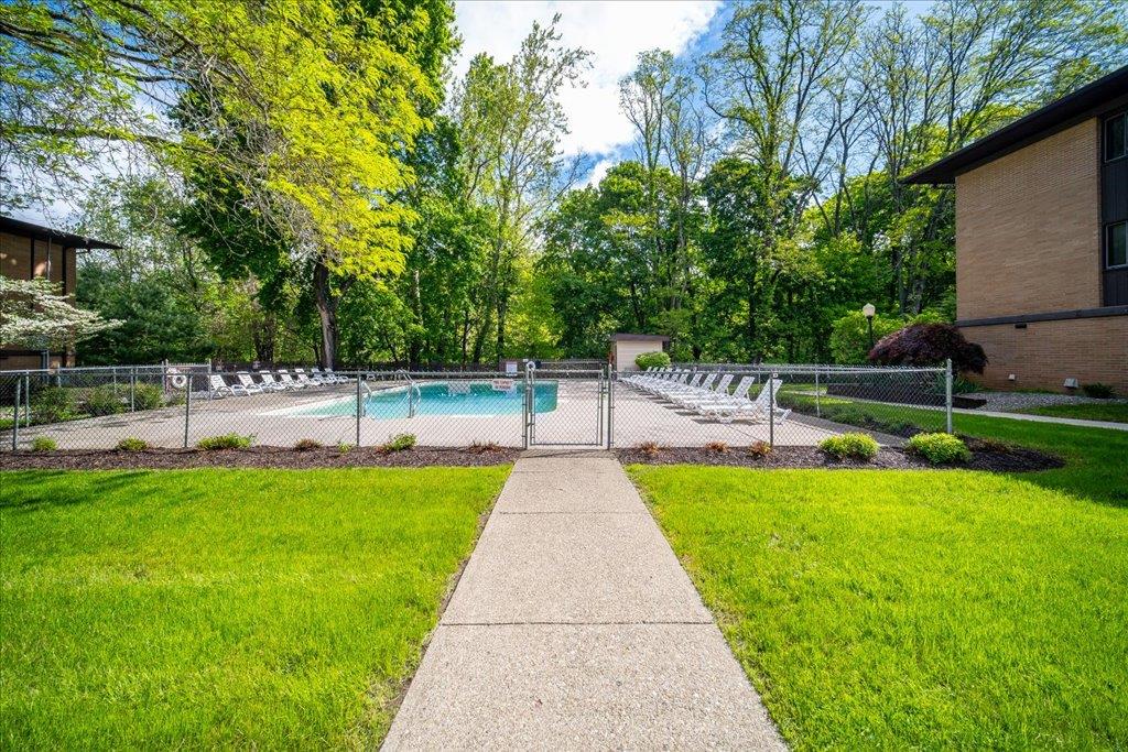 10 Oakwood Terrace # 118, New Windsor, NY 12553