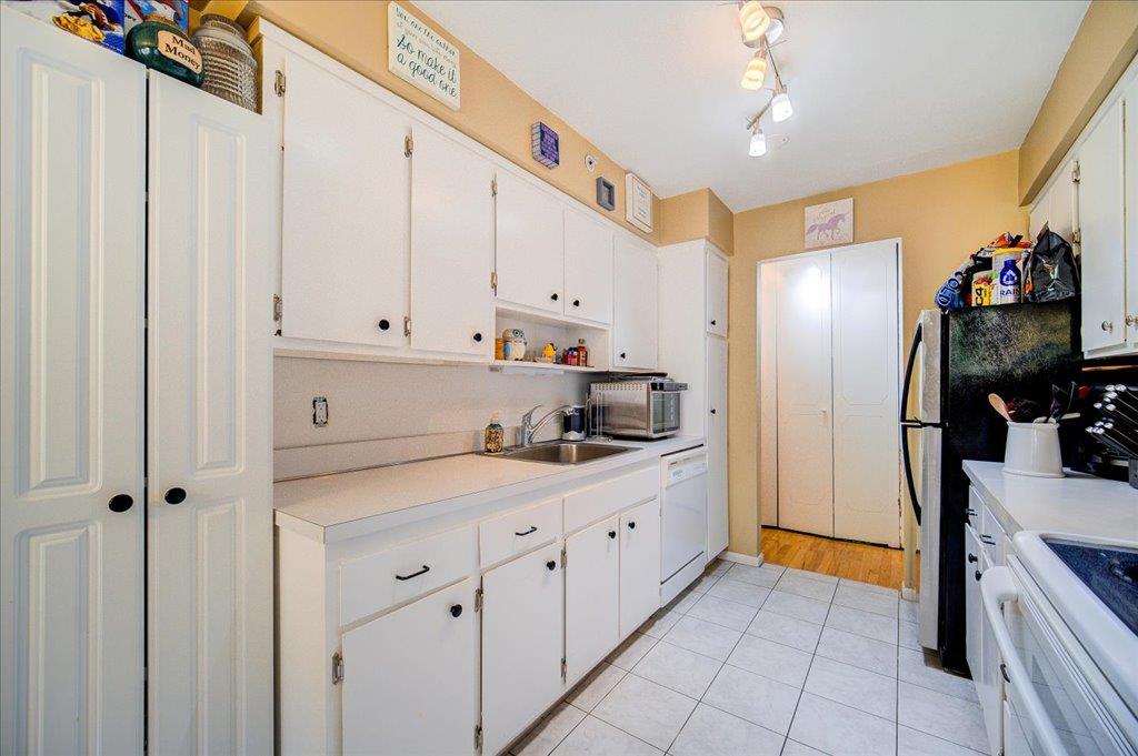 10 Oakwood Terrace # 118, New Windsor, NY 12553