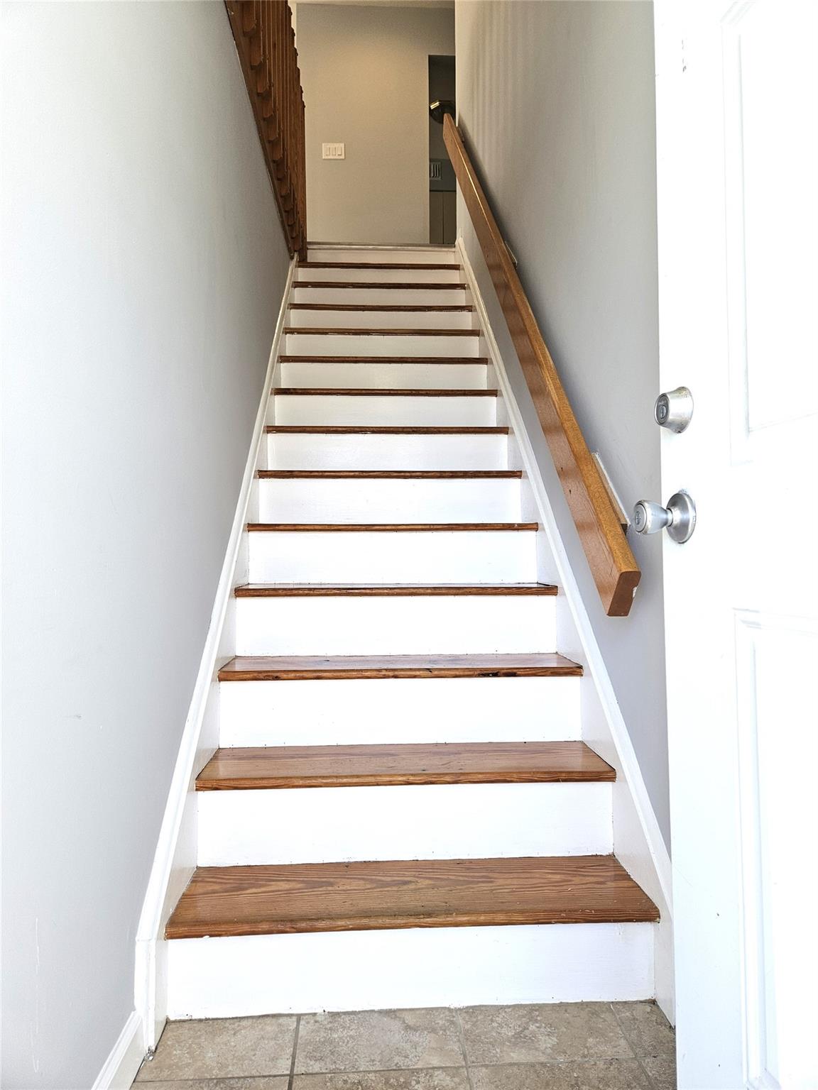 210 Fairview Circle, Middle Island, NY 11953