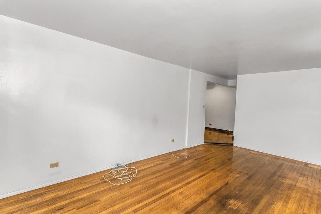 87-40 Francis Lewis Boulevard # B38, Queens Village, NY 11427