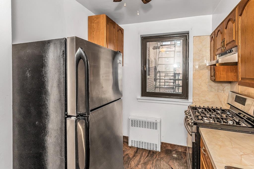 87-40 Francis Lewis Boulevard # B38, Queens Village, NY 11427